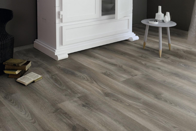 Sàn gỗ Kaindl Aqua Pro 8mm 37197AV
